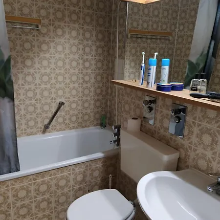 B211 Gemuetliches Fuer Urlauber Und Berufsreisende * 라한슈타인